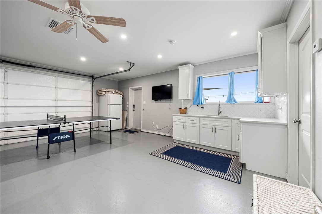 140 Zenna Dr Property Photo 27