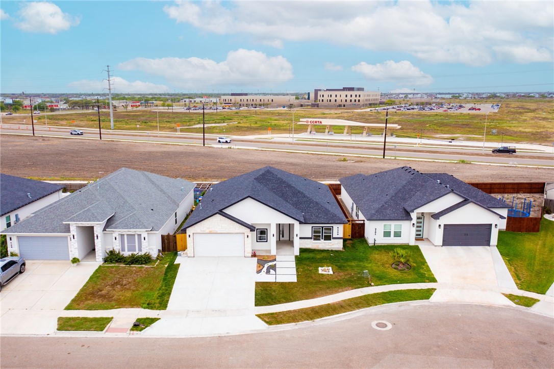 469656 Property Photo 1