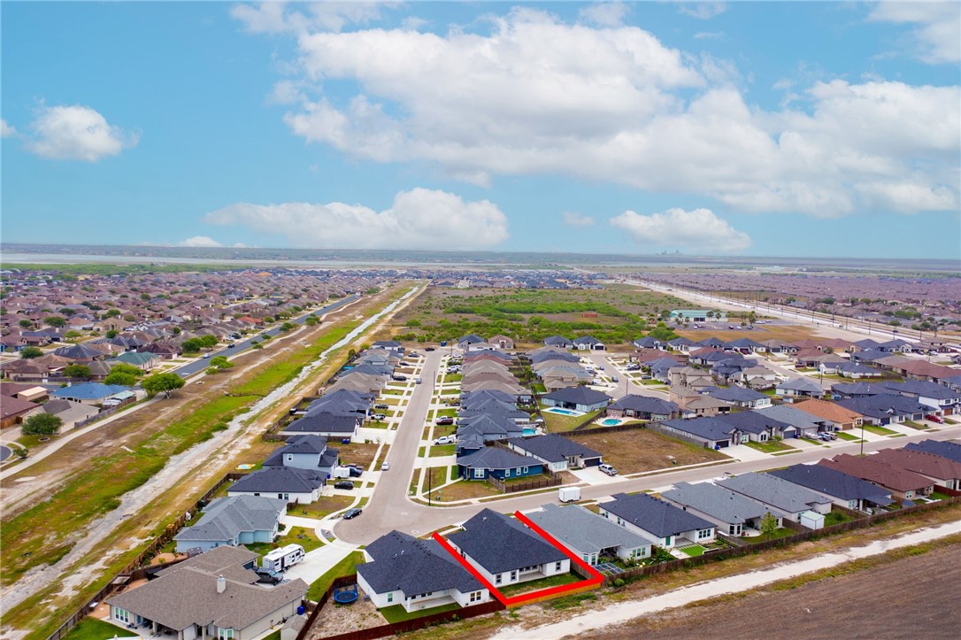 469656 Property Photo 4