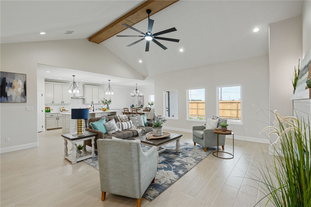 469656 Property Photo 8