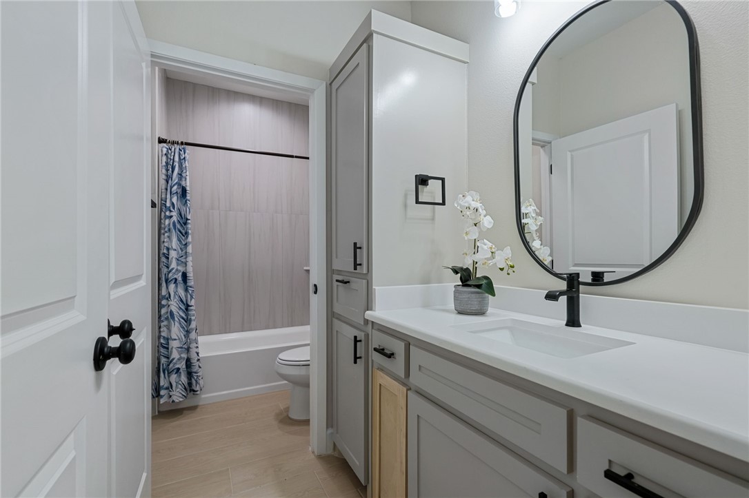 469656 Property Photo 17