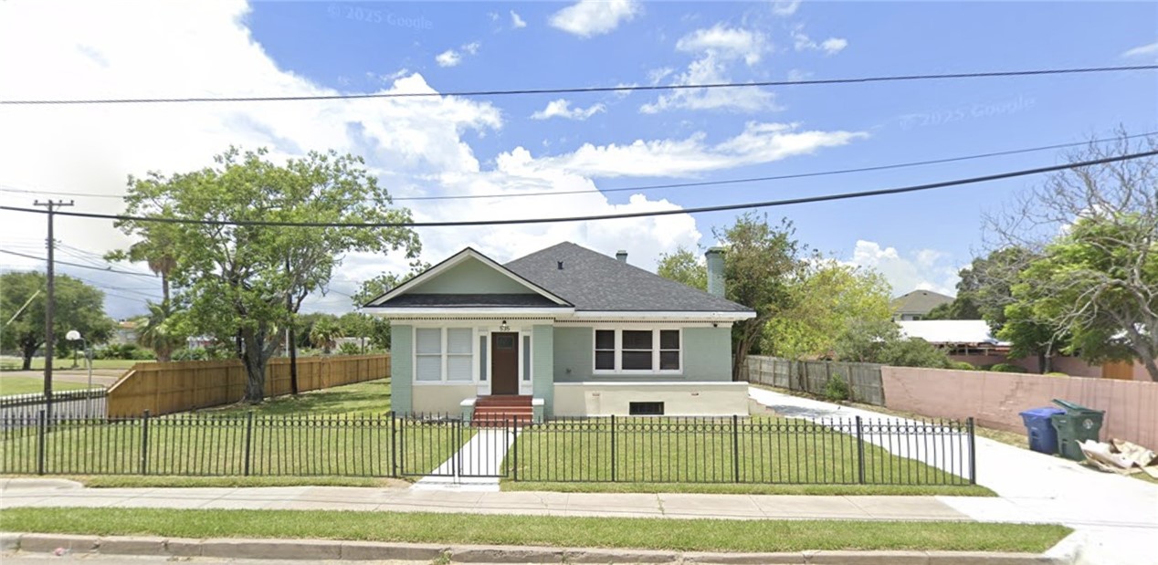 535 S Carancahua St Property Photo 20