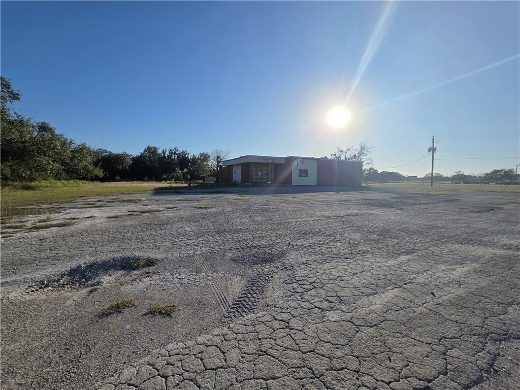 127 Fairgrounds Rd. Property Photo 3
