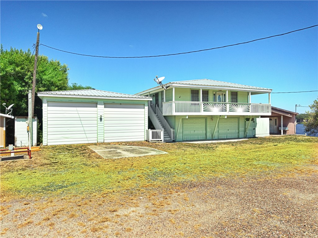 113 White Point Dr Property Photo 1