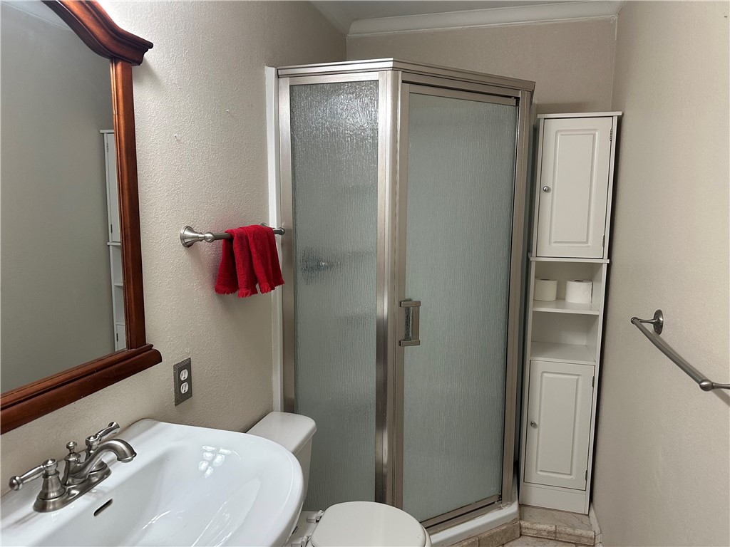 113 White Point Dr Property Photo 13