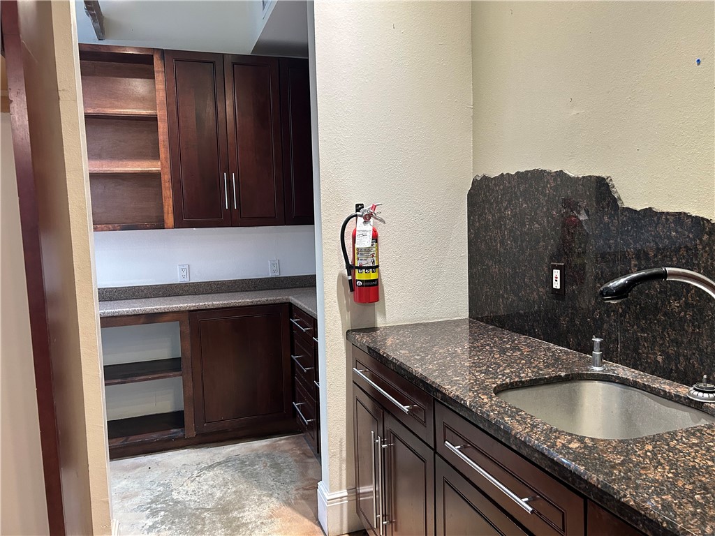 610 Elm Dr Property Photo 14