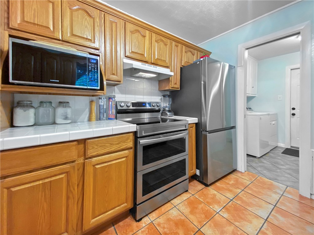 1617 Rose Dr Property Photo 8