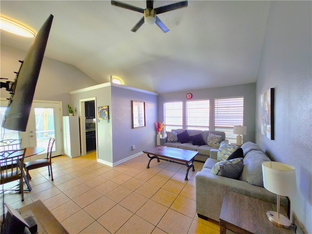 1221 Calle San Marcos Property Photo 3