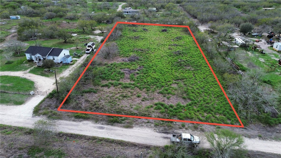 00 Theresia St Property Photo 1