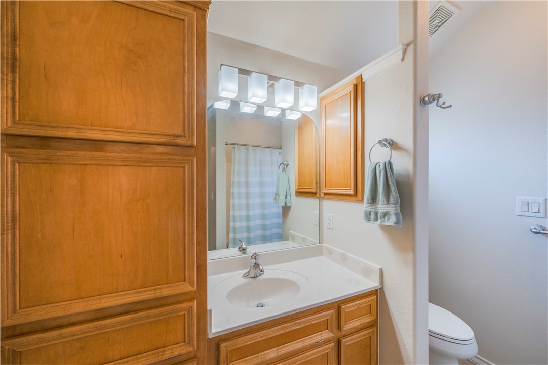 1813 Palisades Dr Property Photo 20