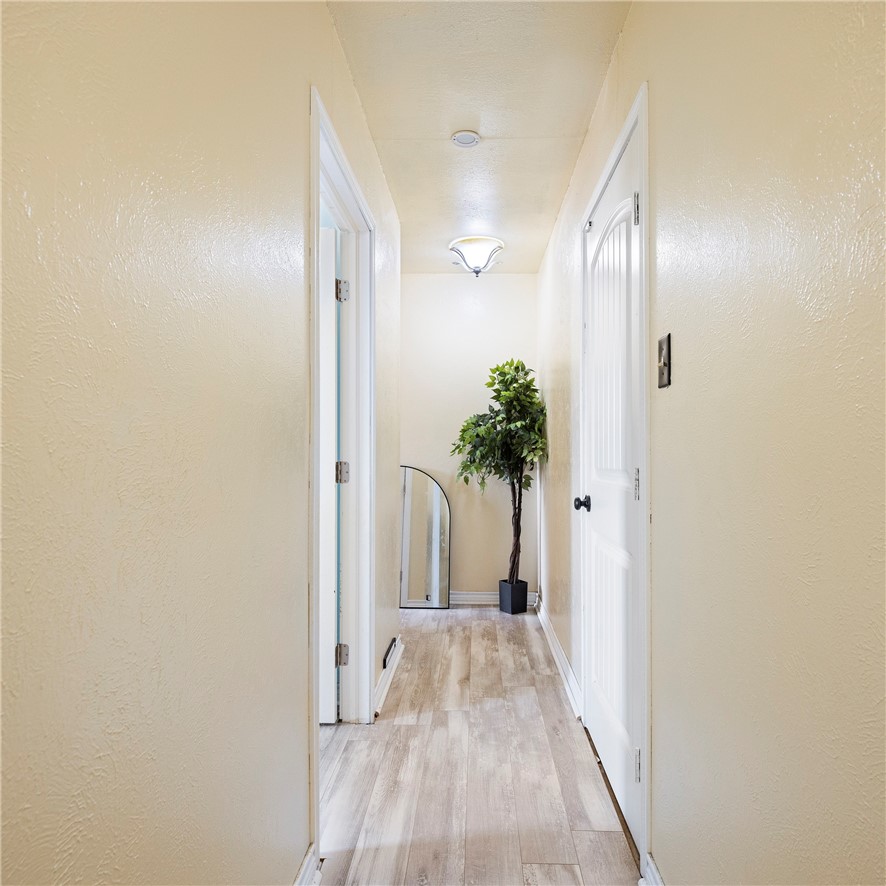 204 Wilshire Cr Property Photo 17
