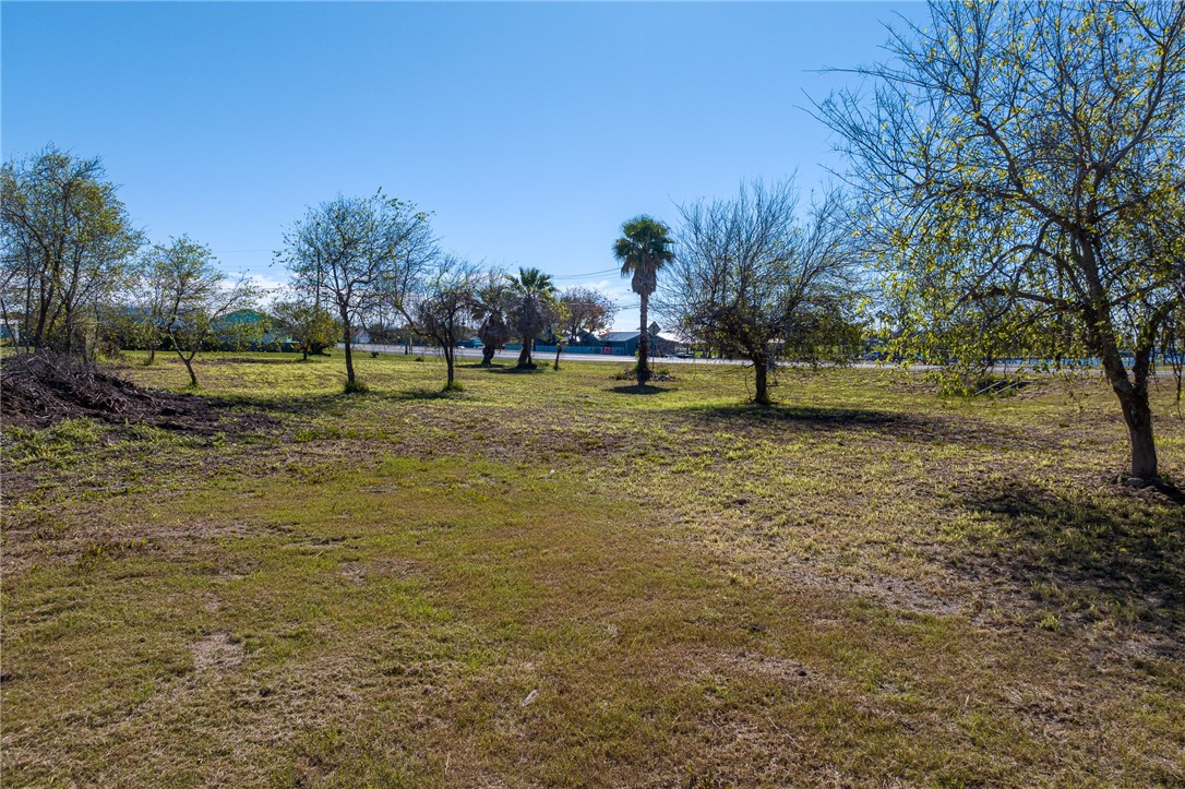 1350 S Main St Property Photo 12