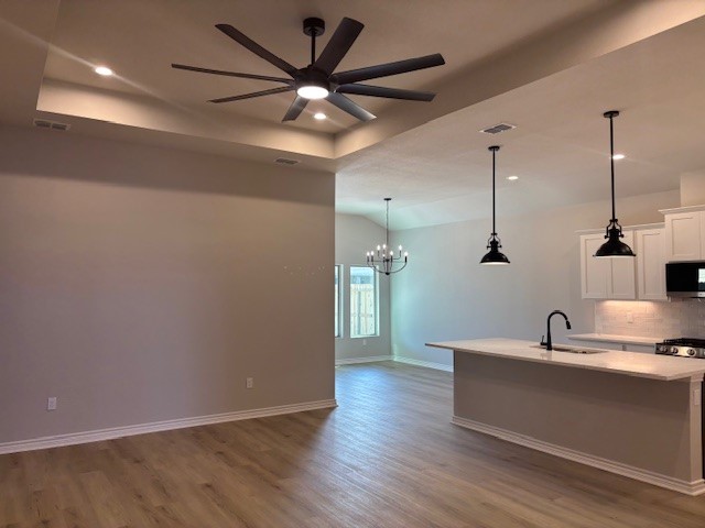2678 Lady Andrea Dr Property Photo 2