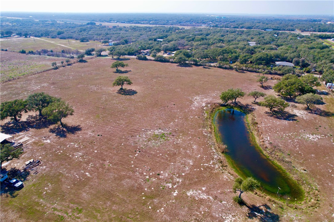 1005 Ibis Dr Property Photo 4