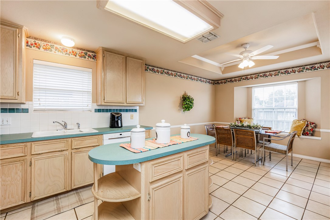 7306 Sun Valley Dr Property Photo 10