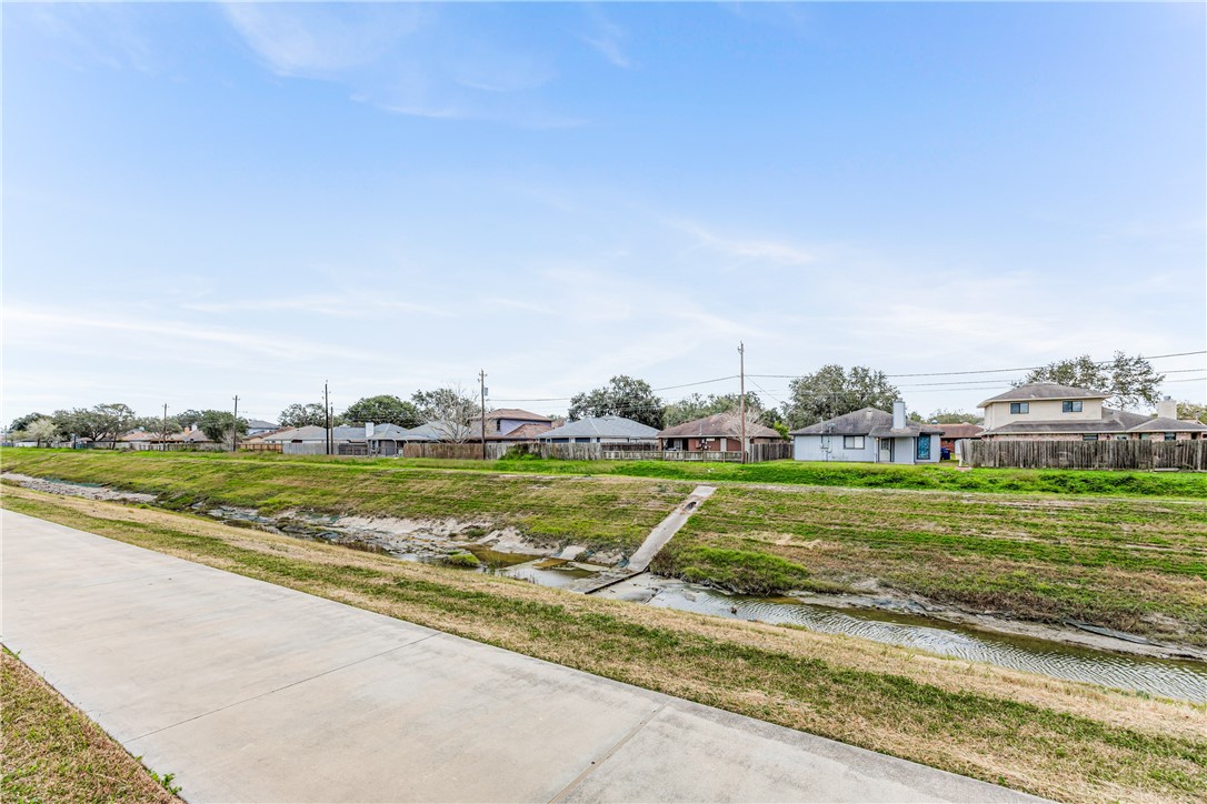 7306 Sun Valley Dr Property Photo 39