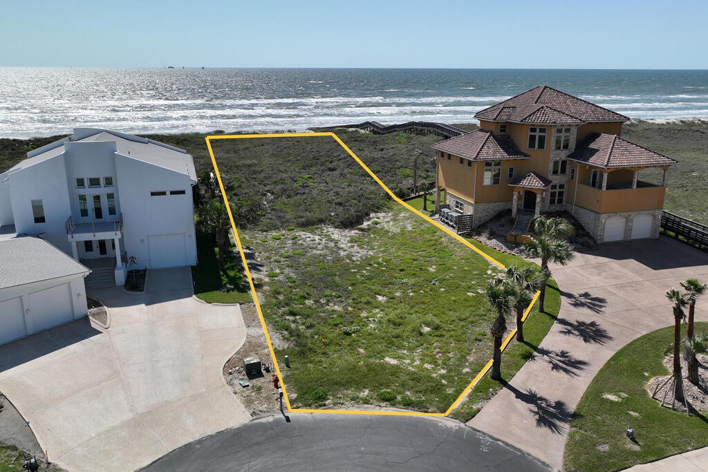 101 Beach View Dr Property Photo 1