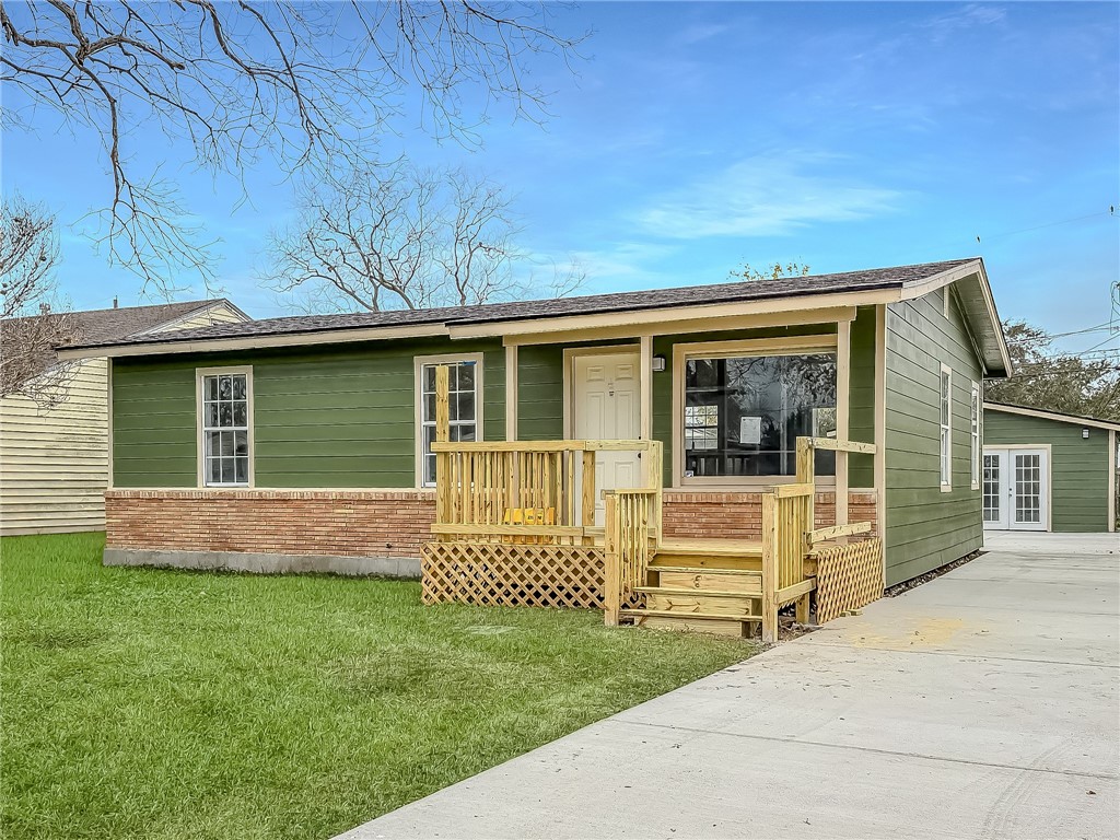 3437 Austin St Property Photo 1