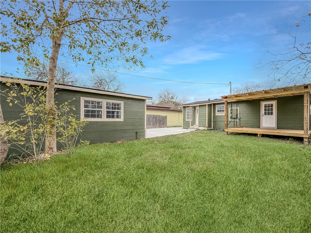 3437 Austin St Property Photo 25