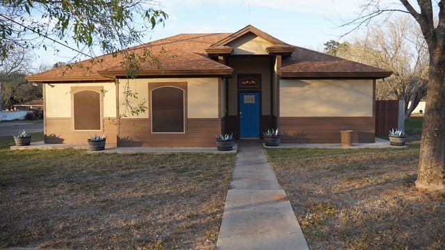 710 W Viggo St Property Photo 1