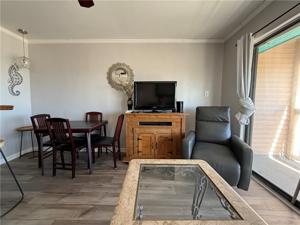 3938 Surfside Blvd 1336 Property Photo 4
