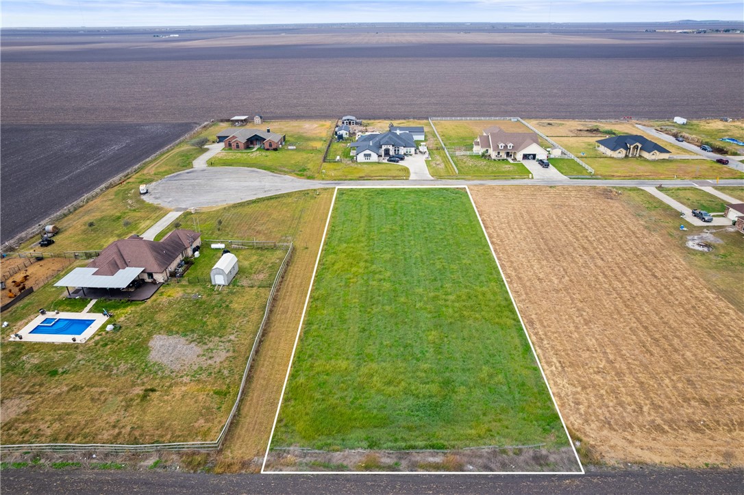 2324 Santa Maria Property Photo 1