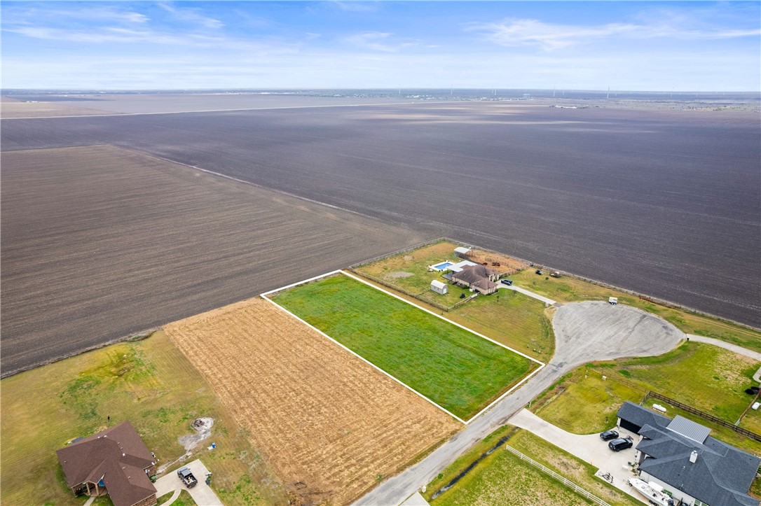 2324 Santa Maria Property Photo 4