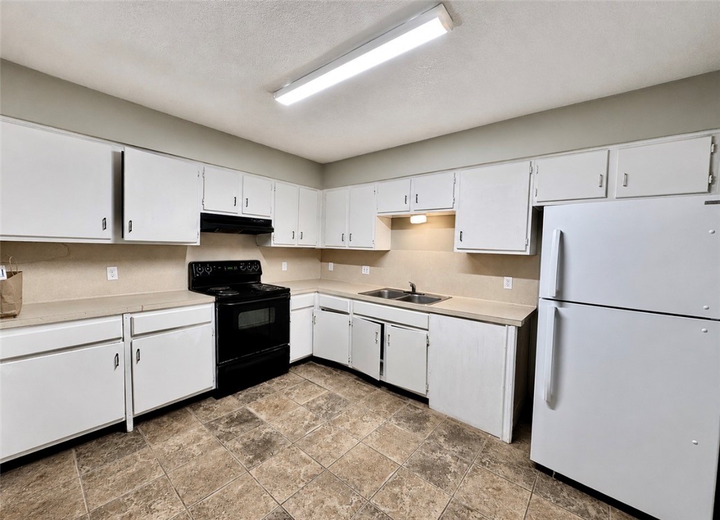 6624 Hardwick Dr Property Photo 10
