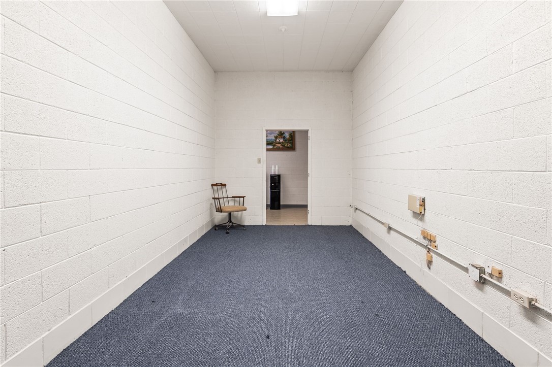 222 W Thornton St W Property Photo 20