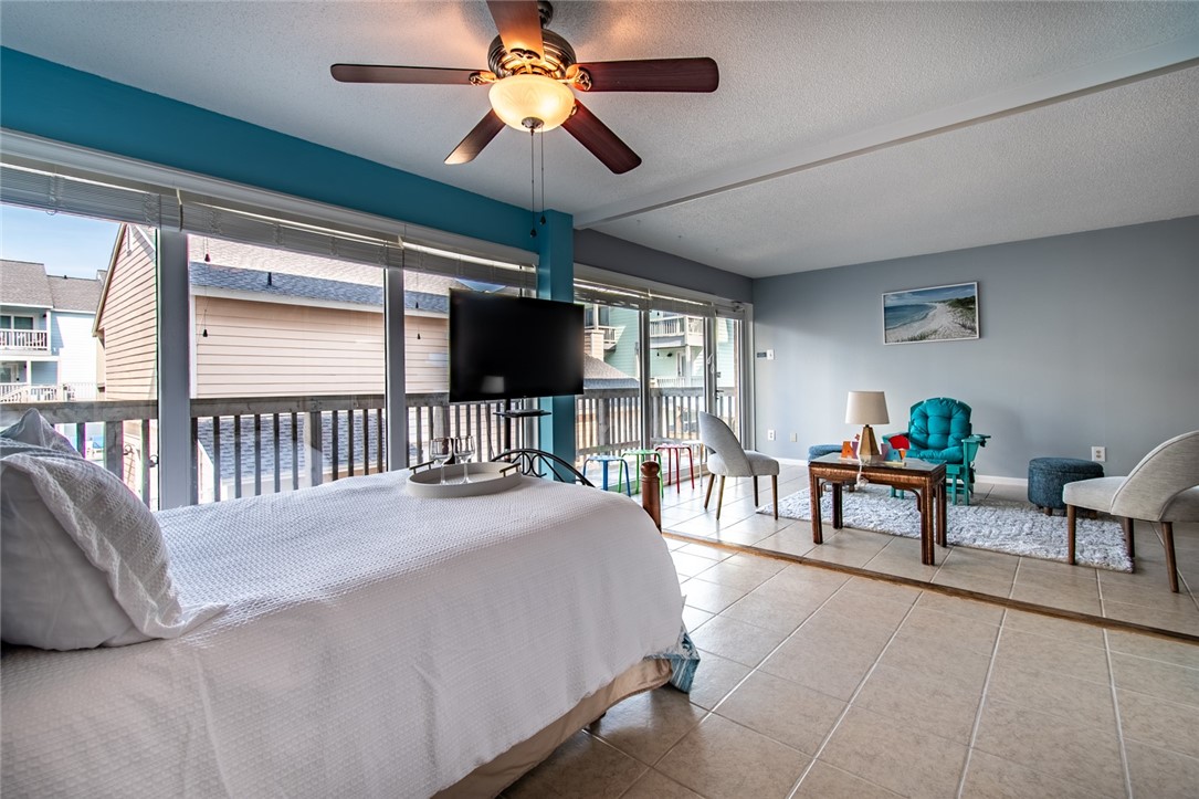 14810 Windward Dr 204 Property Photo 21