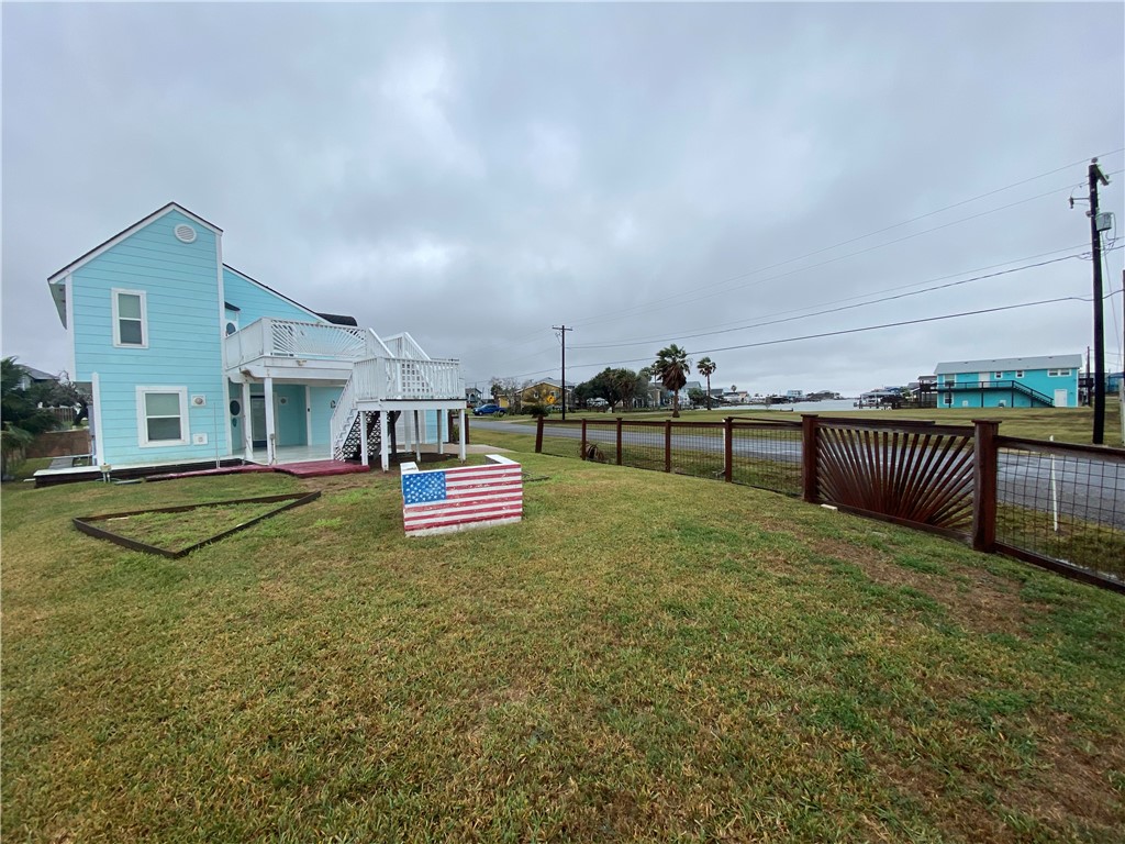 101 Donna Property Photo 4