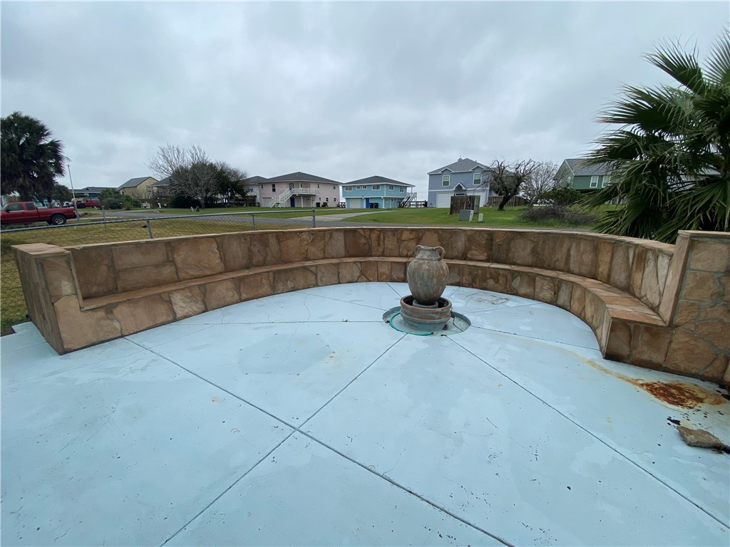 101 Donna Property Photo 11