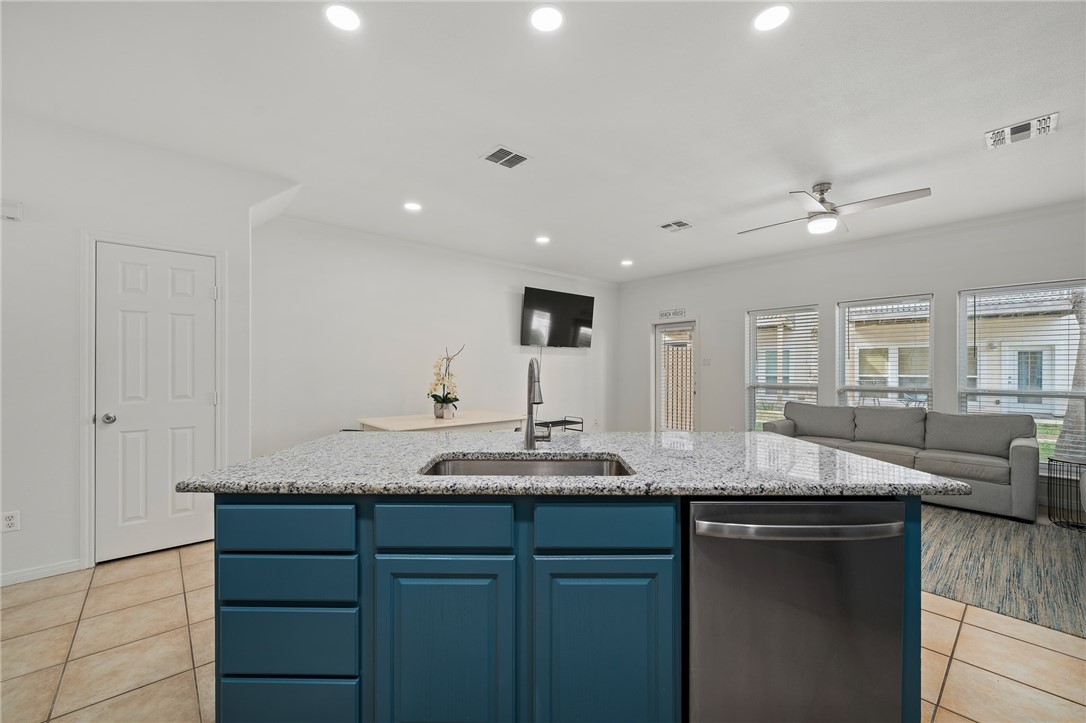 14878 Granada Dr Dr 303 Property Photo 35