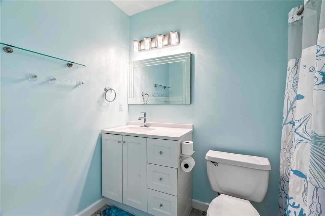 1703 Austin St Property Photo 7