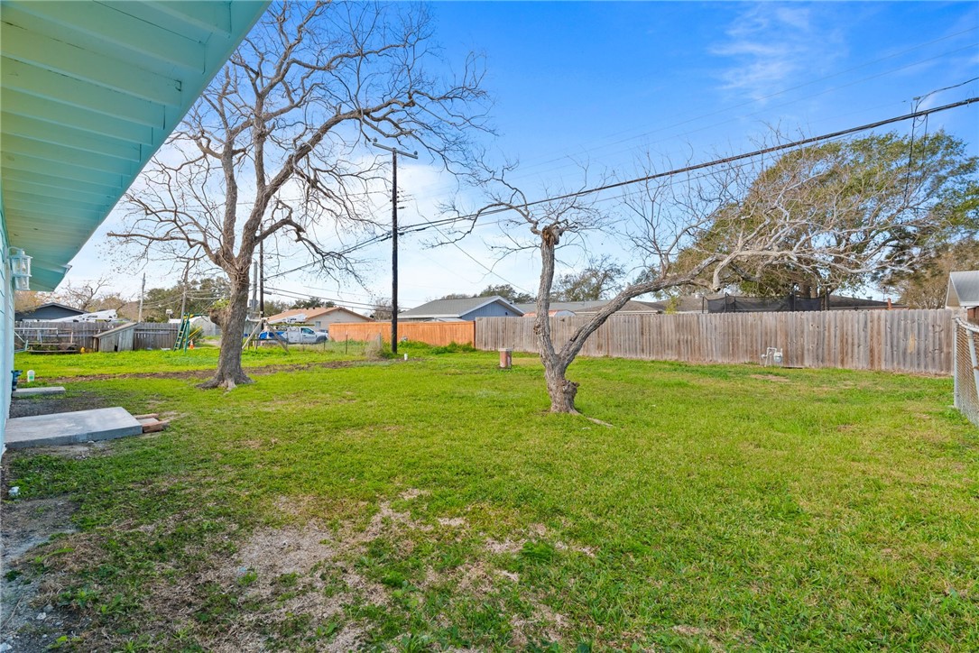 1703 Austin St Property Photo 12
