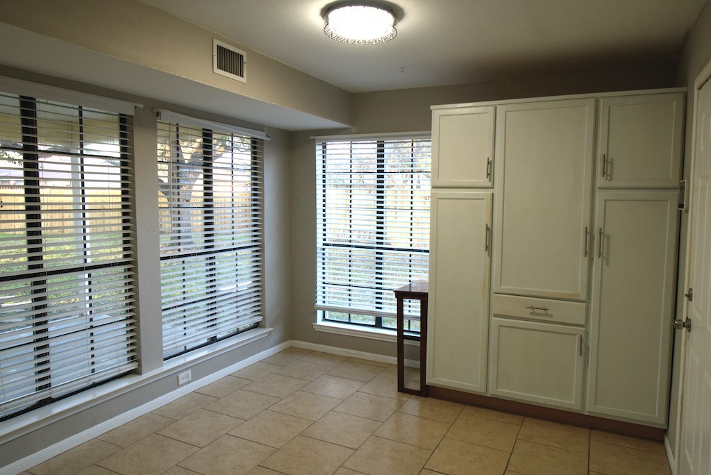 470601 Property Photo 9