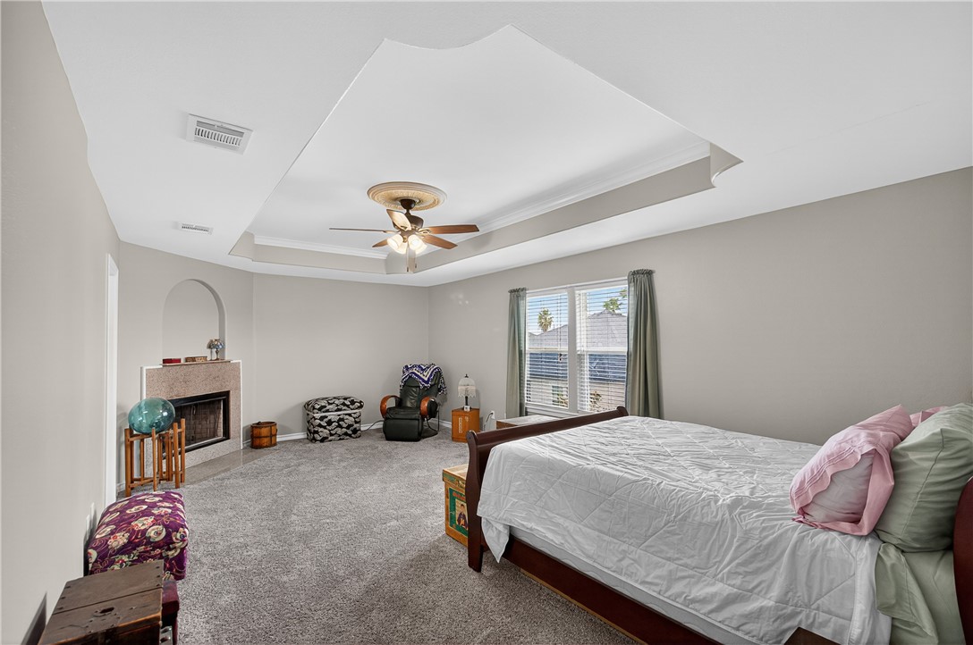 13822 Laffite Dr Property Photo 12