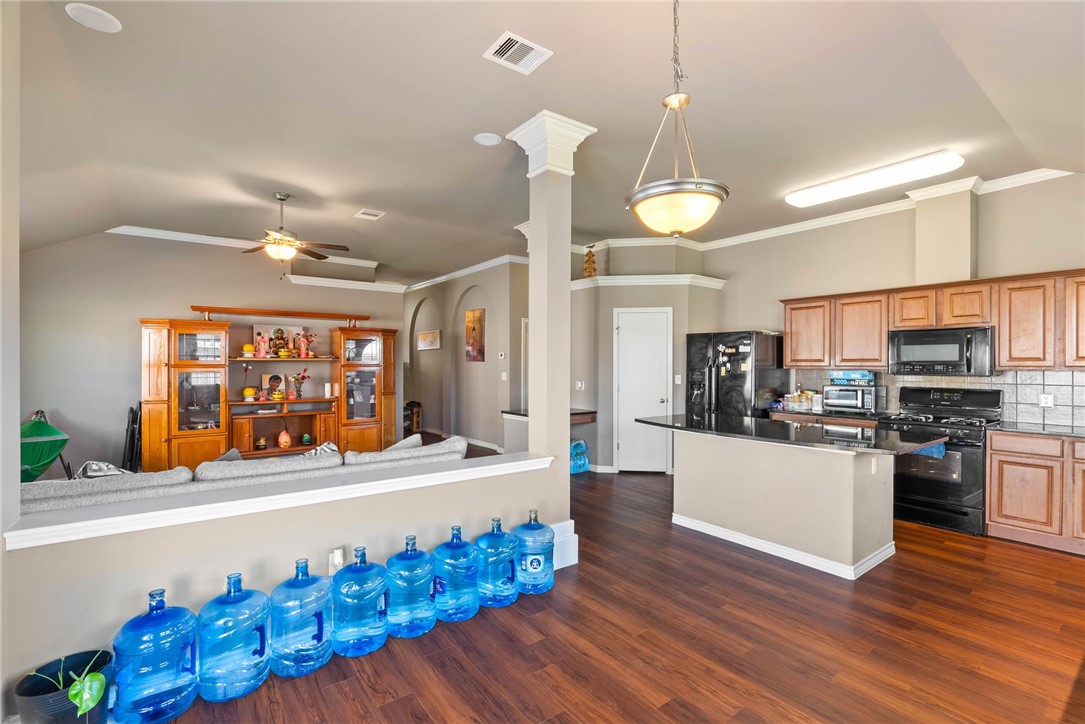 3937 Freds Folly Dr Property Photo 9