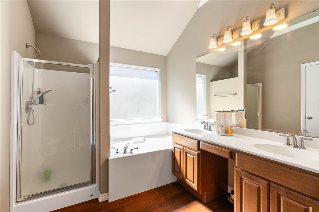 3937 Freds Folly Dr Property Photo 14