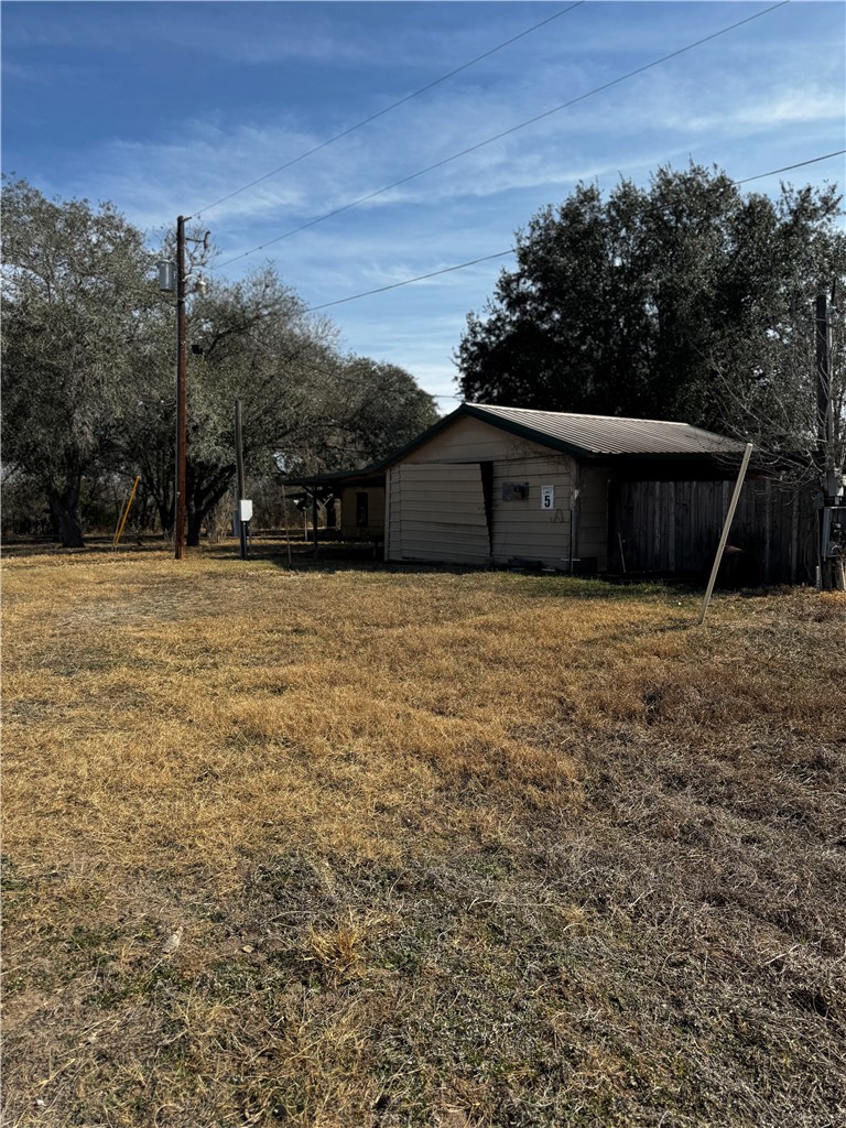 204 Mineral St Property Photo 13