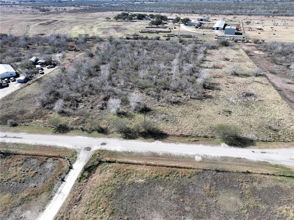 219 Nopal Dr Property Photo 4