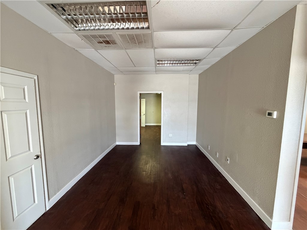 3902 S Port Ave 2 Property Photo 5