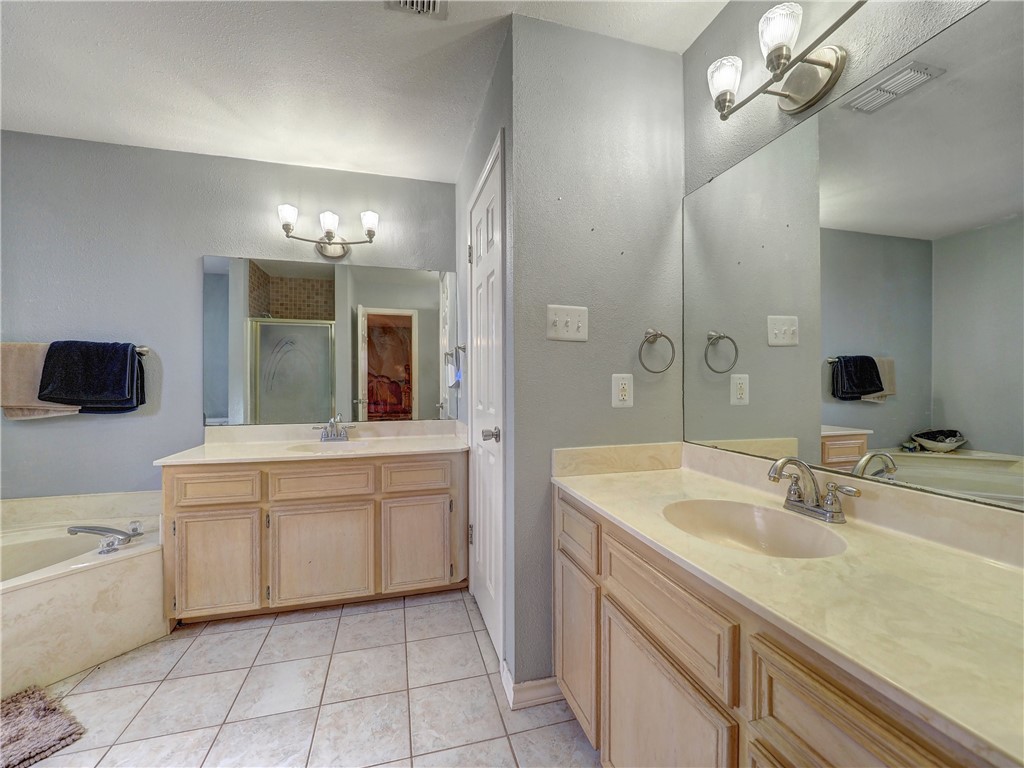 7210 St James Ct Property Photo 15