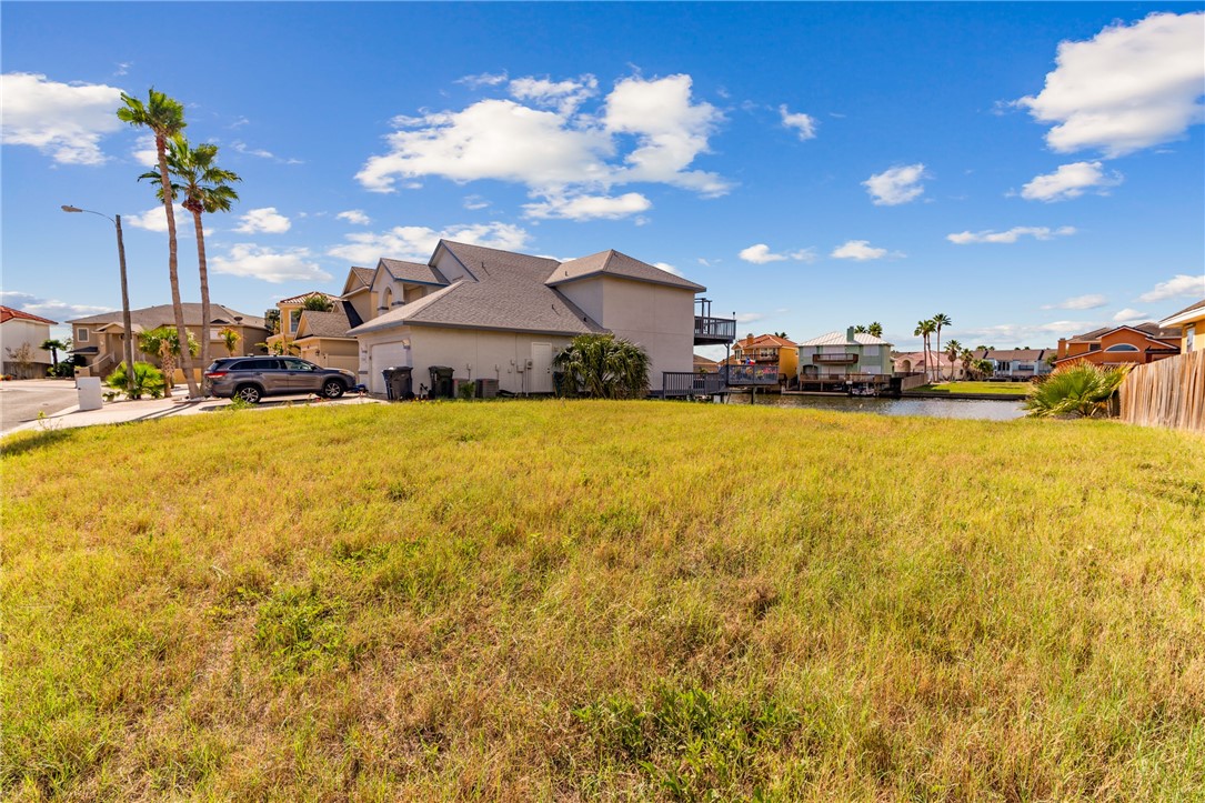 15345 Key Largo Ct Property Photo 2