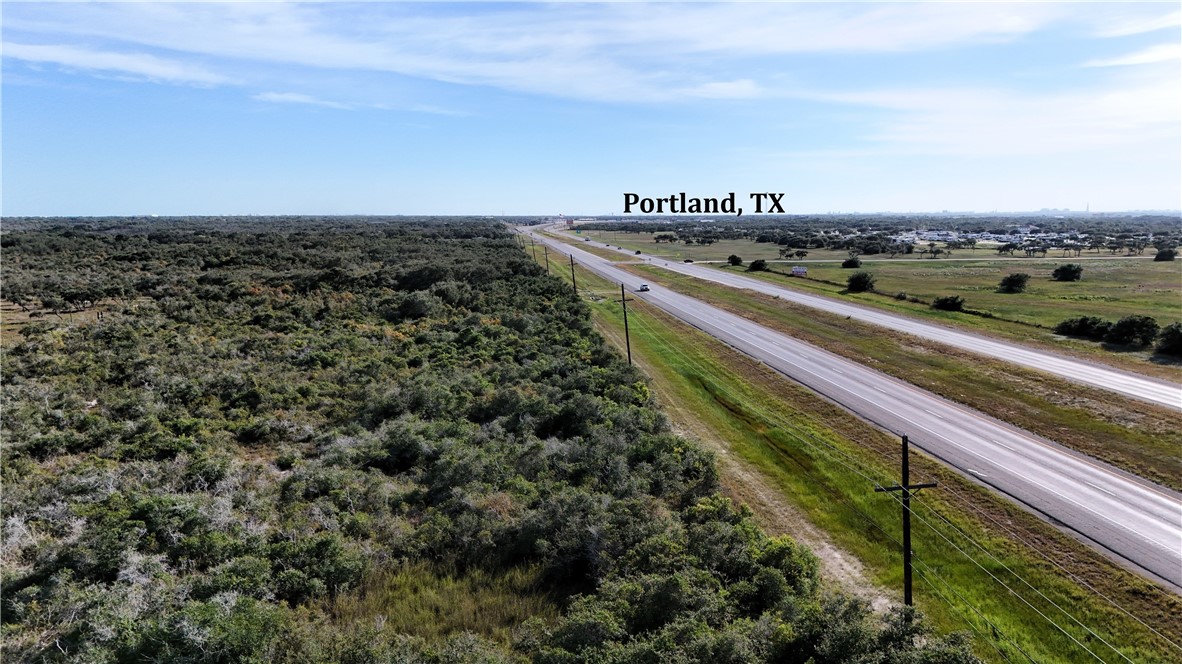 1403 S H 35 Bypass Property Photo 3