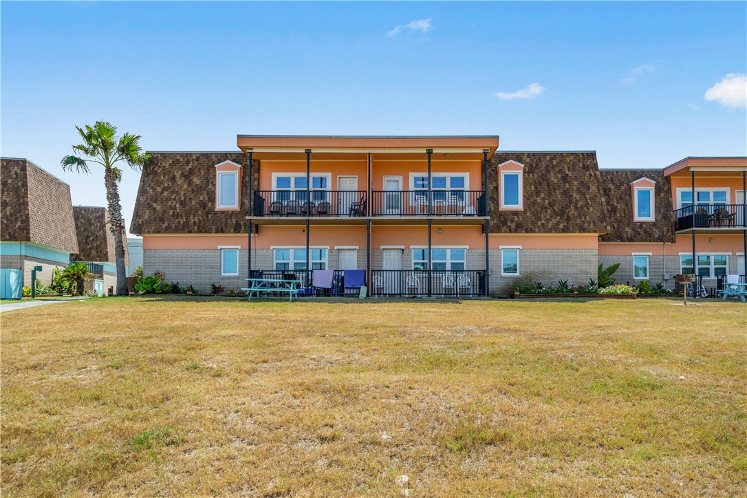 700 Island Retreat Ct 28 Property Photo 27