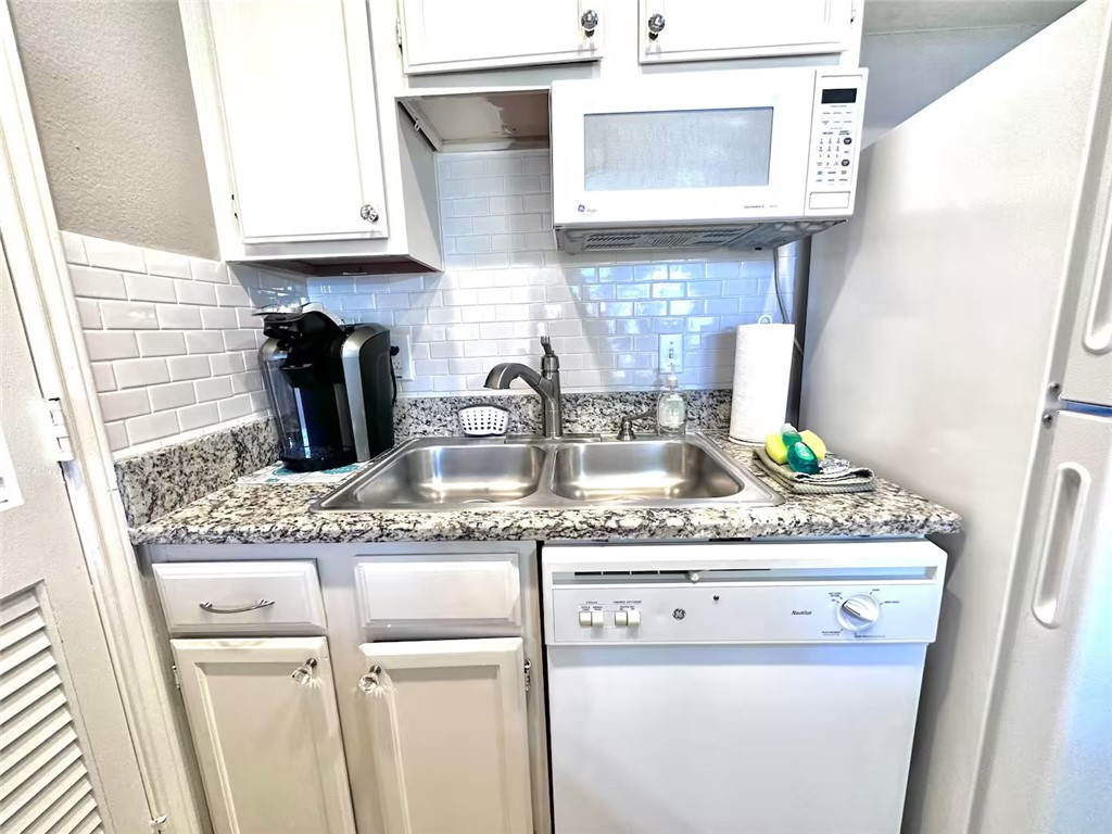 14721 Whitecap Blvd 383 Property Photo 12