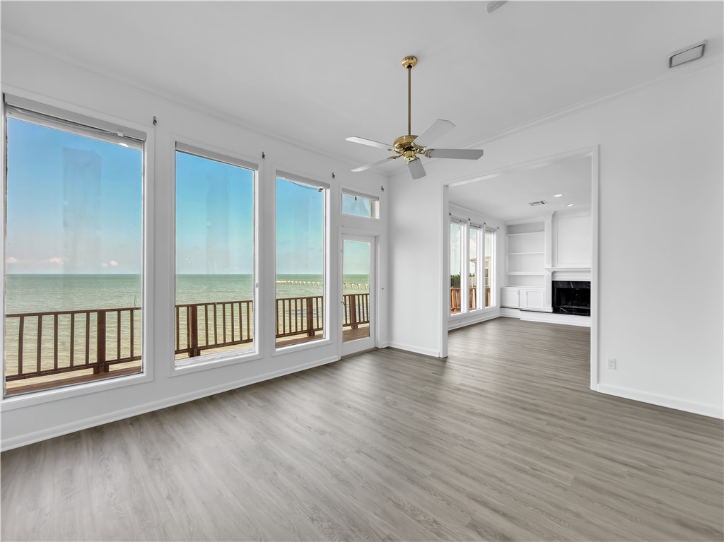 4454 Ocean Dr 4 Property Photo 15