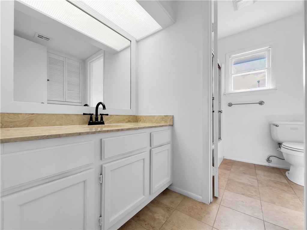 4454 Ocean Dr 4 Property Photo 31