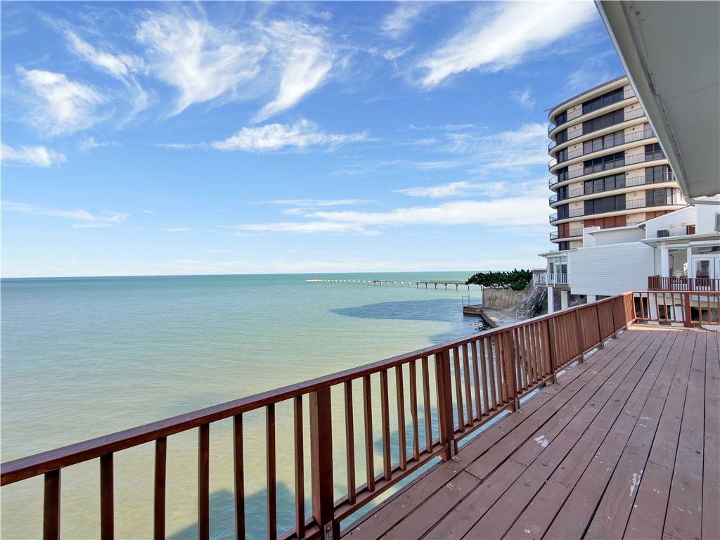 4454 Ocean Dr 4 Property Photo 35
